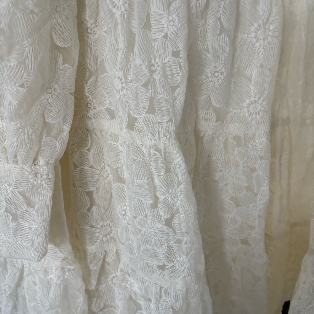 En Saison Floral Lace Dress - Picture 6 of 7